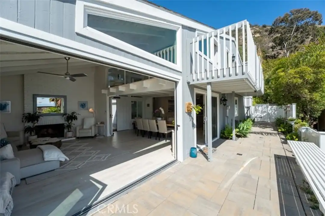 499 Nyes Pl - View 5