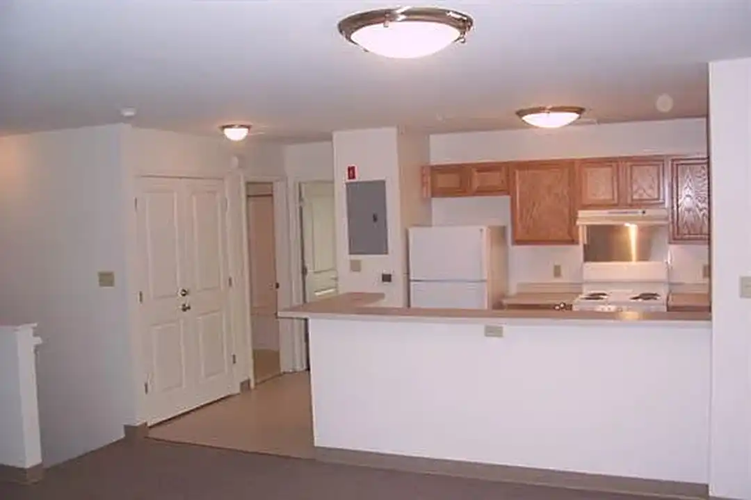 Countryside Village Apartments – photo 1 of 11
