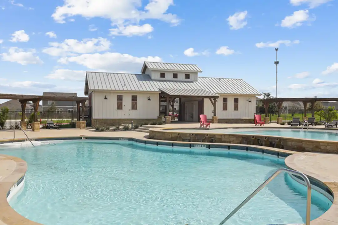 14101 George Mason Ave - More