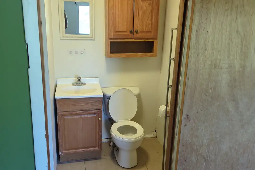 37 Biggs Ln unit 7 - View 5