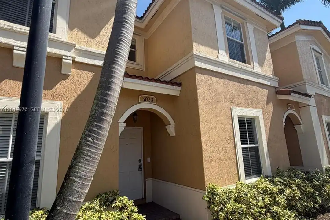 3023 SW 129th Terrace unit 155 - View 2