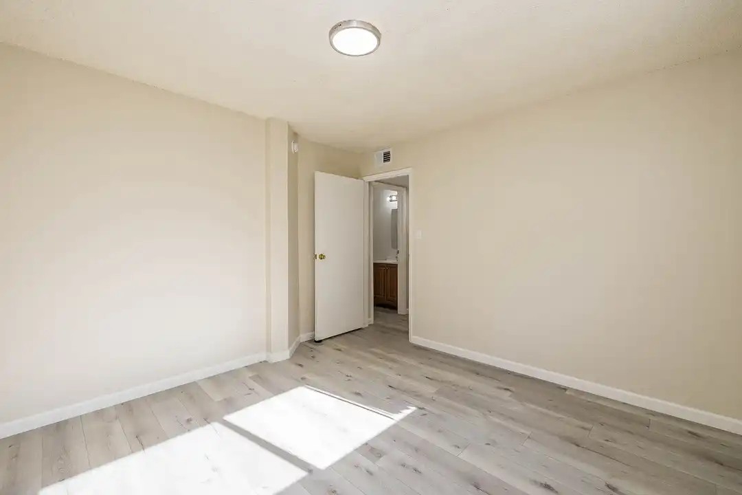 276 Adams - View 6