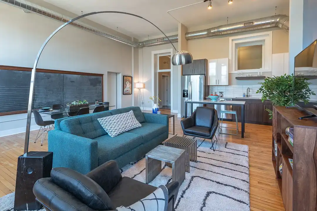 Apartment in Chicago, Clarendon Park, Uptown - View 2