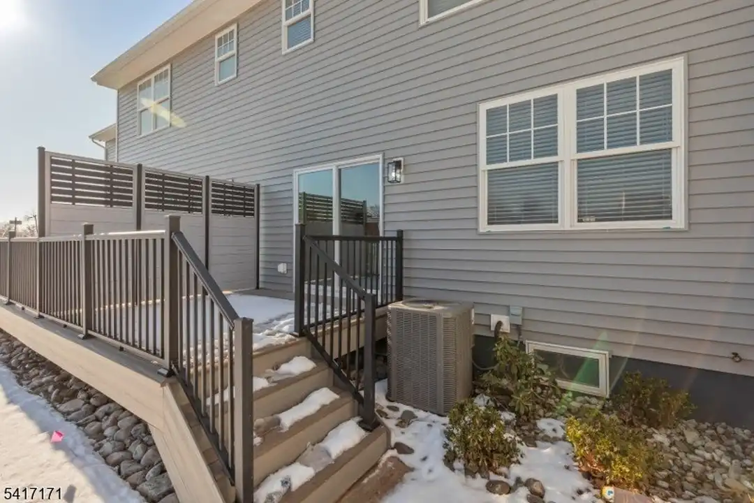 156 N Auten Ave - View 6