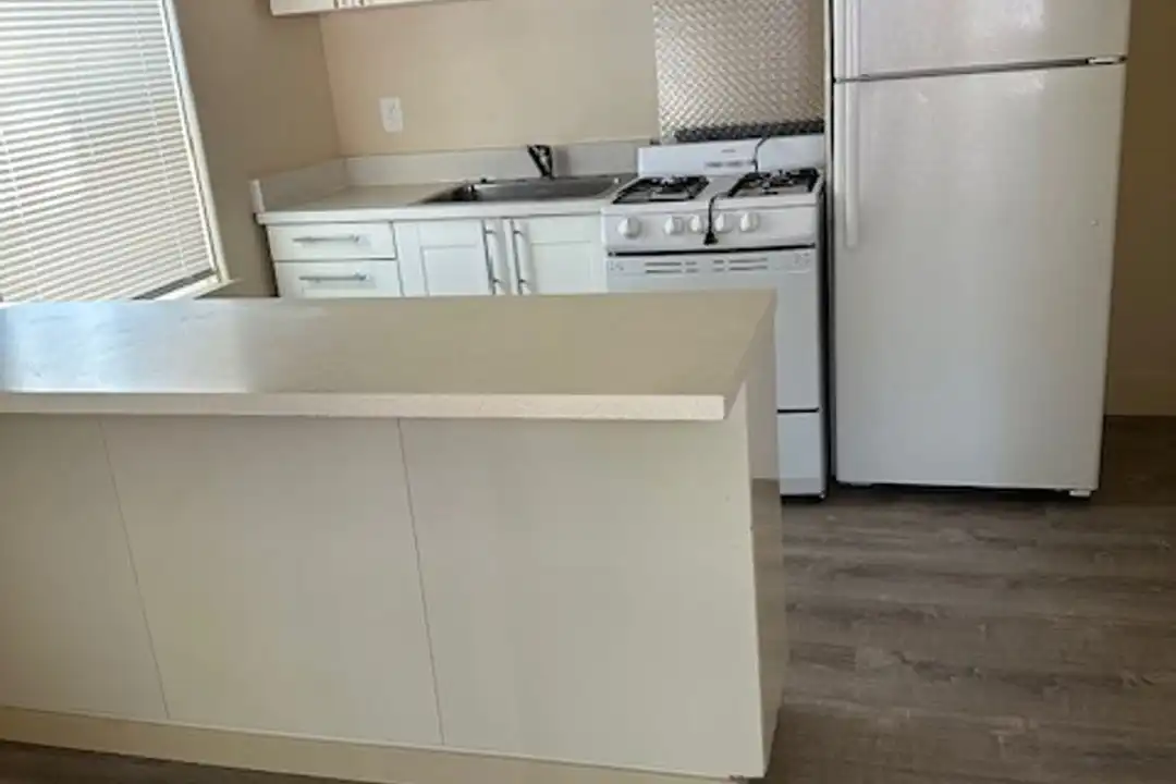 1704 Lake St unit 1701-5 Lake St - View 2