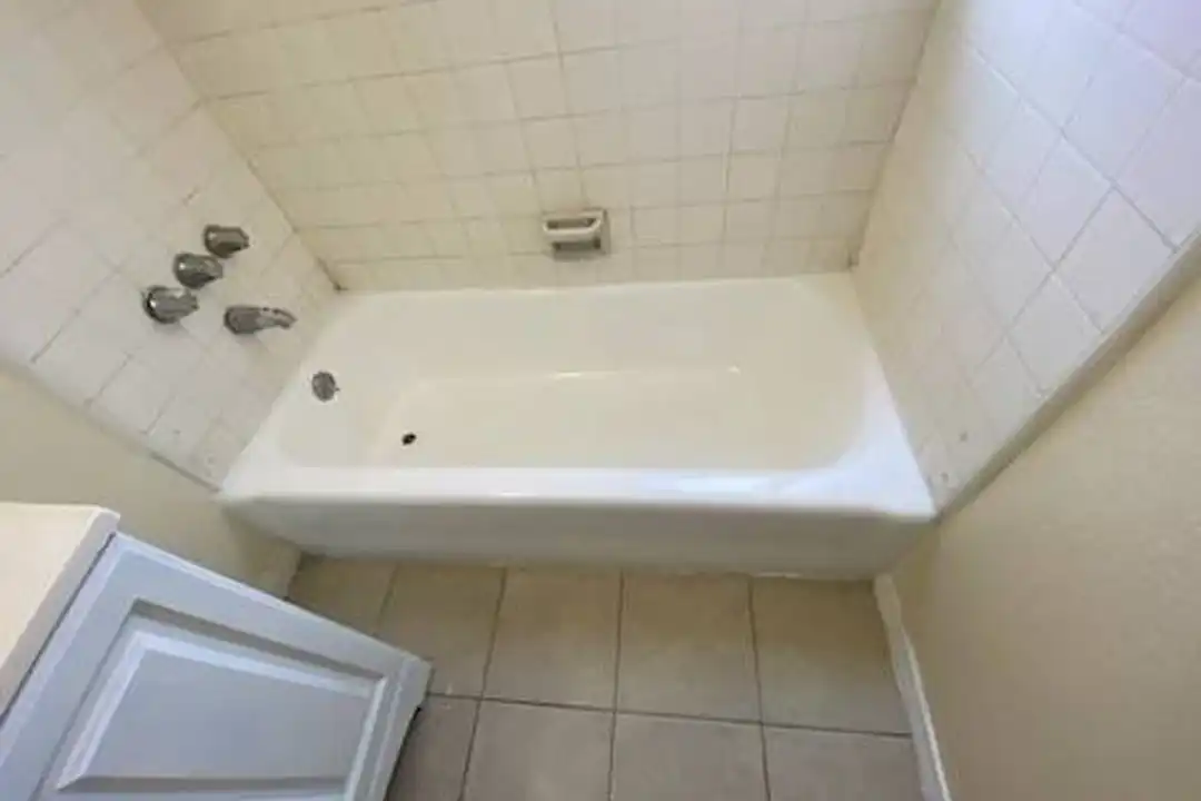 2613 W Imperial Hwy unit 3 - More