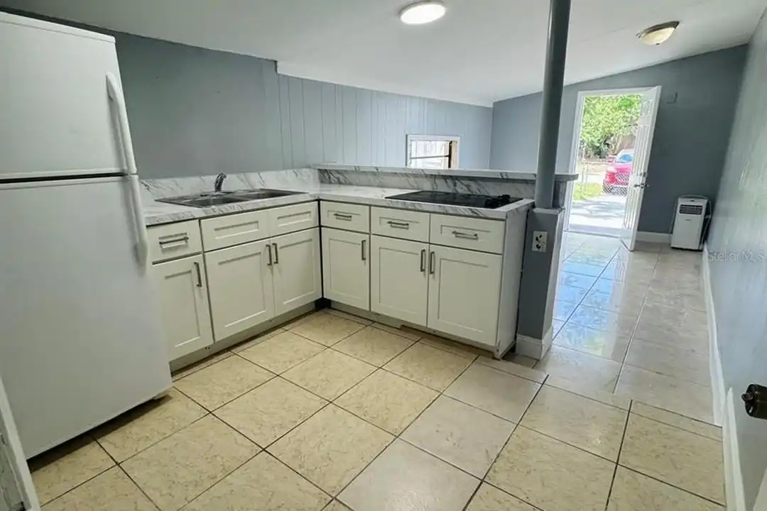 Apartment in Orlando - View 4