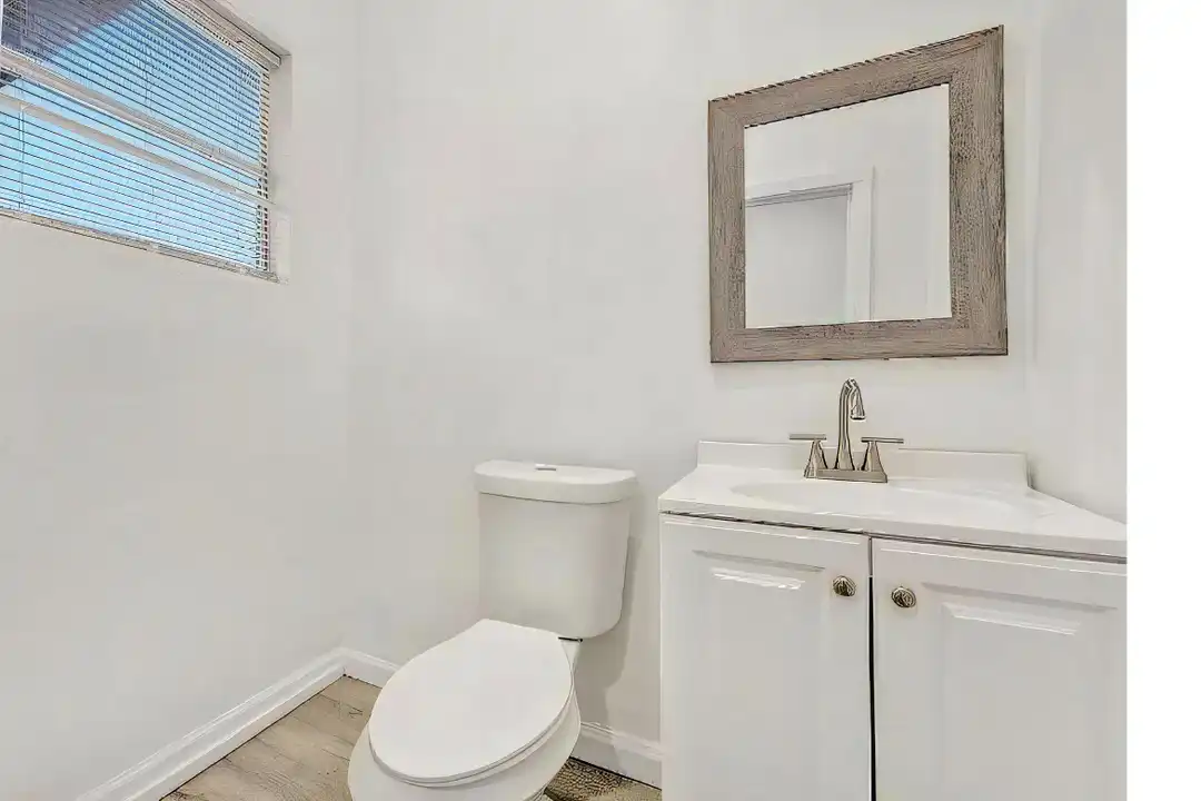 809 Martin Luther King Jr Blvd - View 4