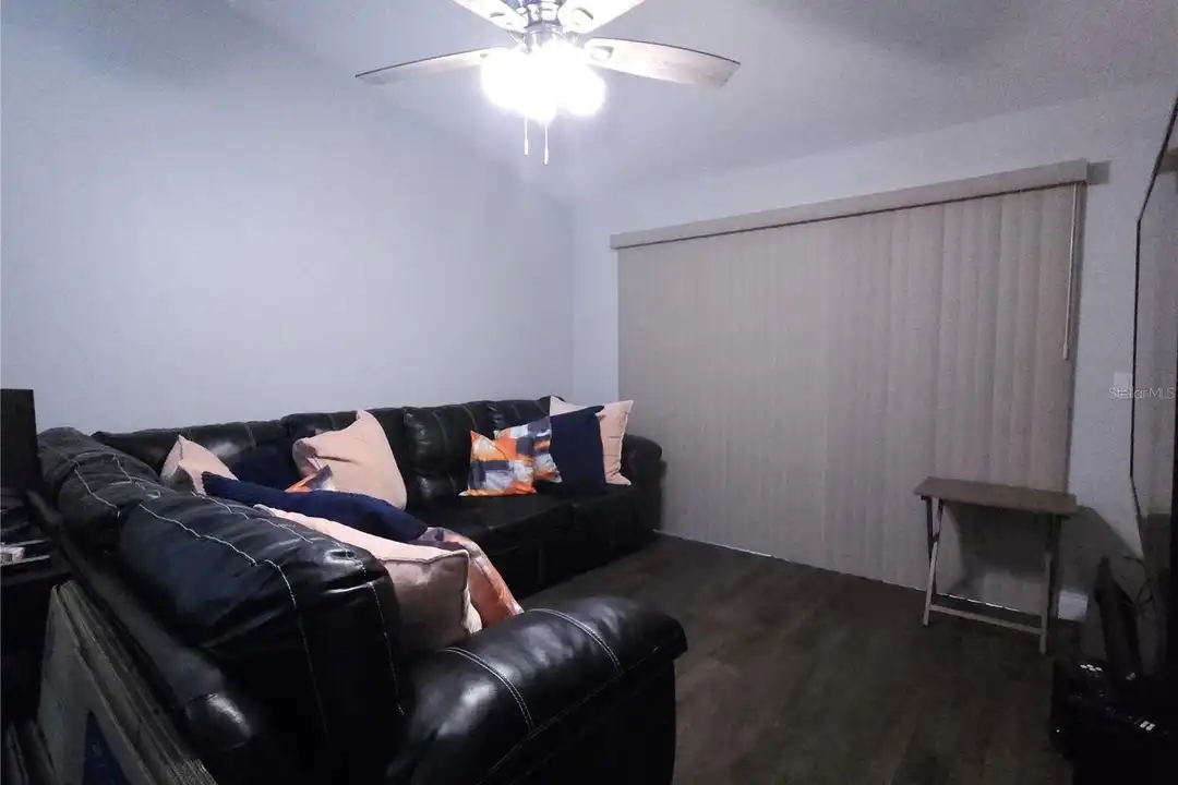 2510 King Oak Cir - View 5