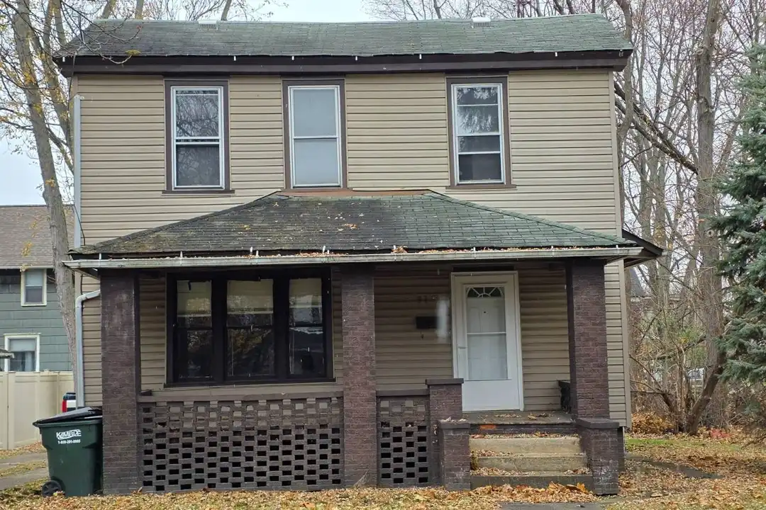 915 S Freedom Ave – photo 1