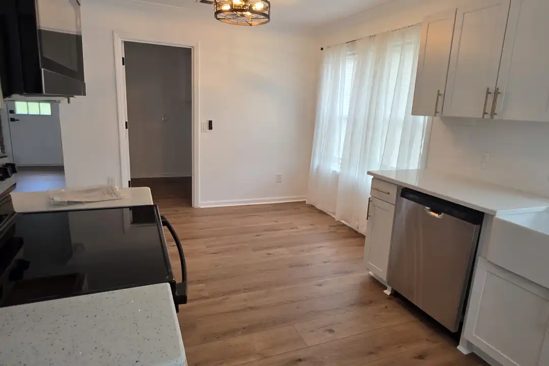 House in Columbus - View 3