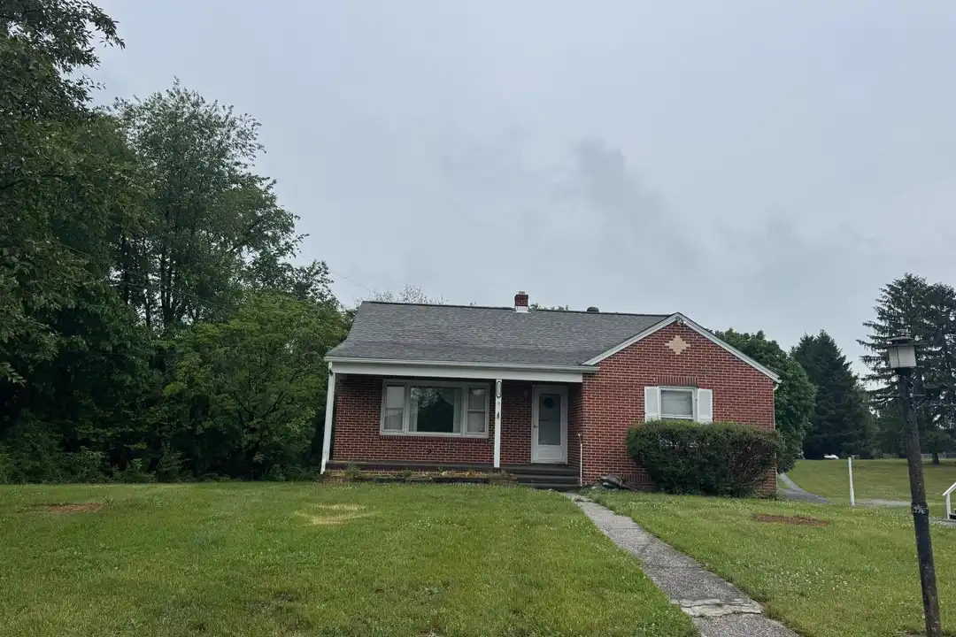 1123 Shepherdstown Rd - View 2