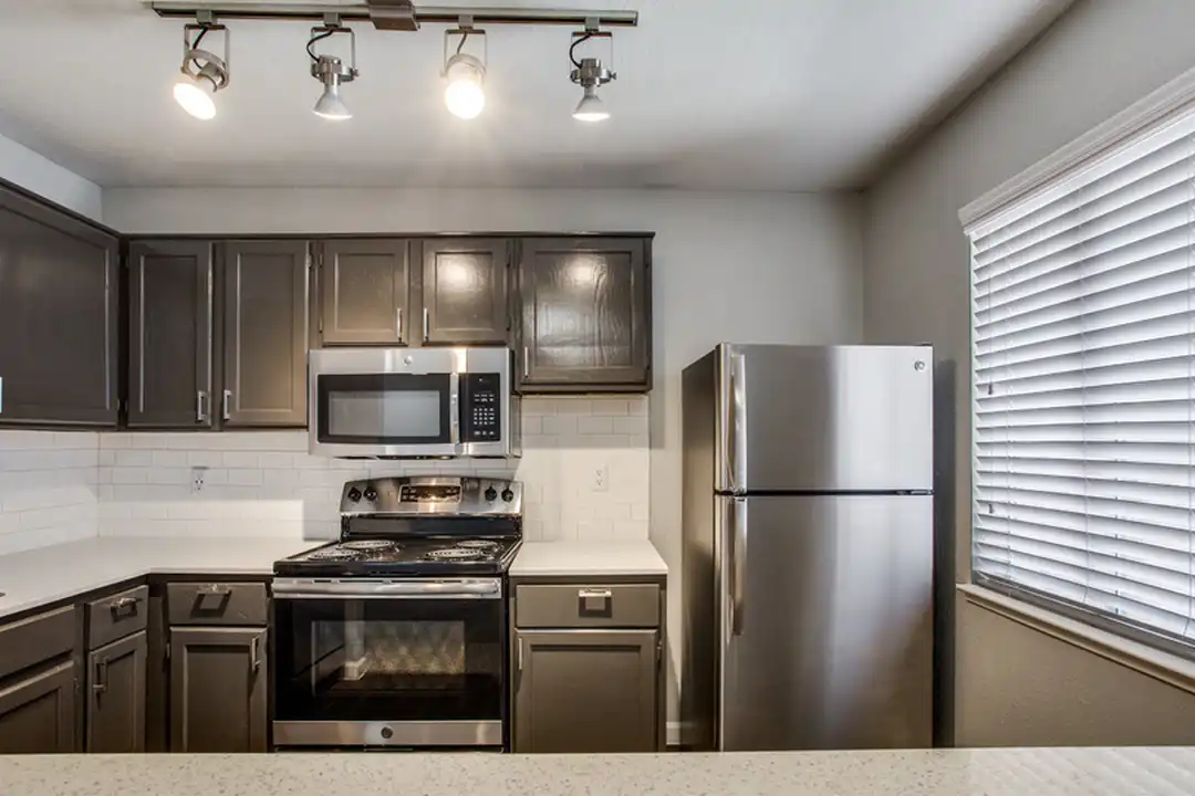 1289 Heather Ridge Ln - View 3