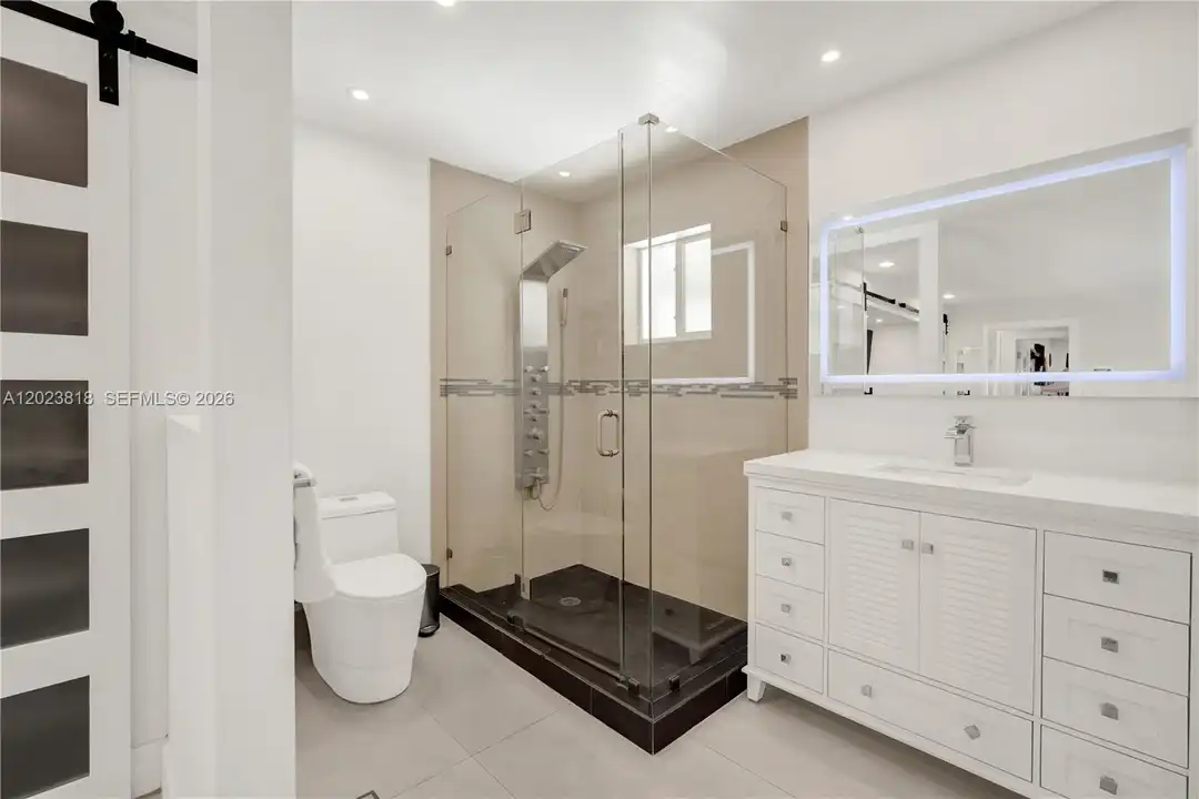 13023 SW 6th St - View 5