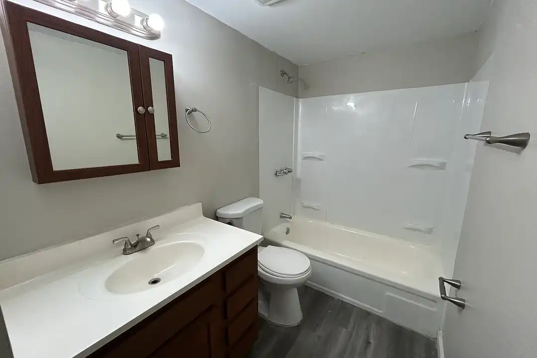 Emberwood Apartments – photo 1 of 16