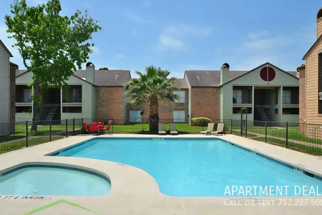 2806 Hamman Rd - View 3