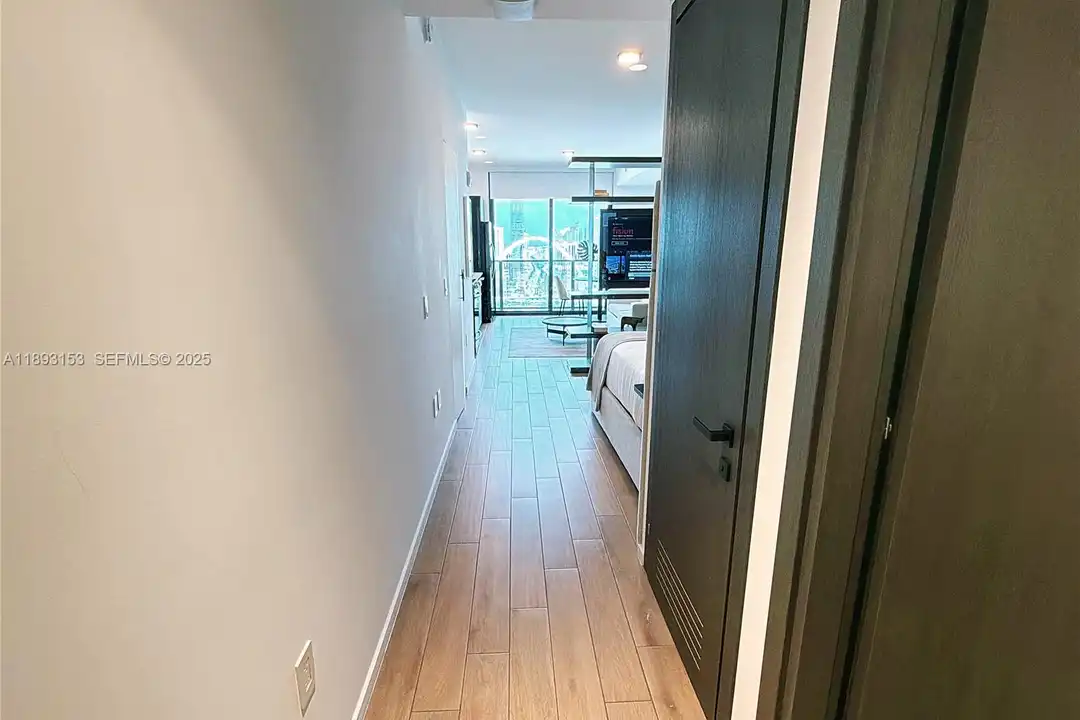 98 NE 5th St unit 2307 – pohled 5