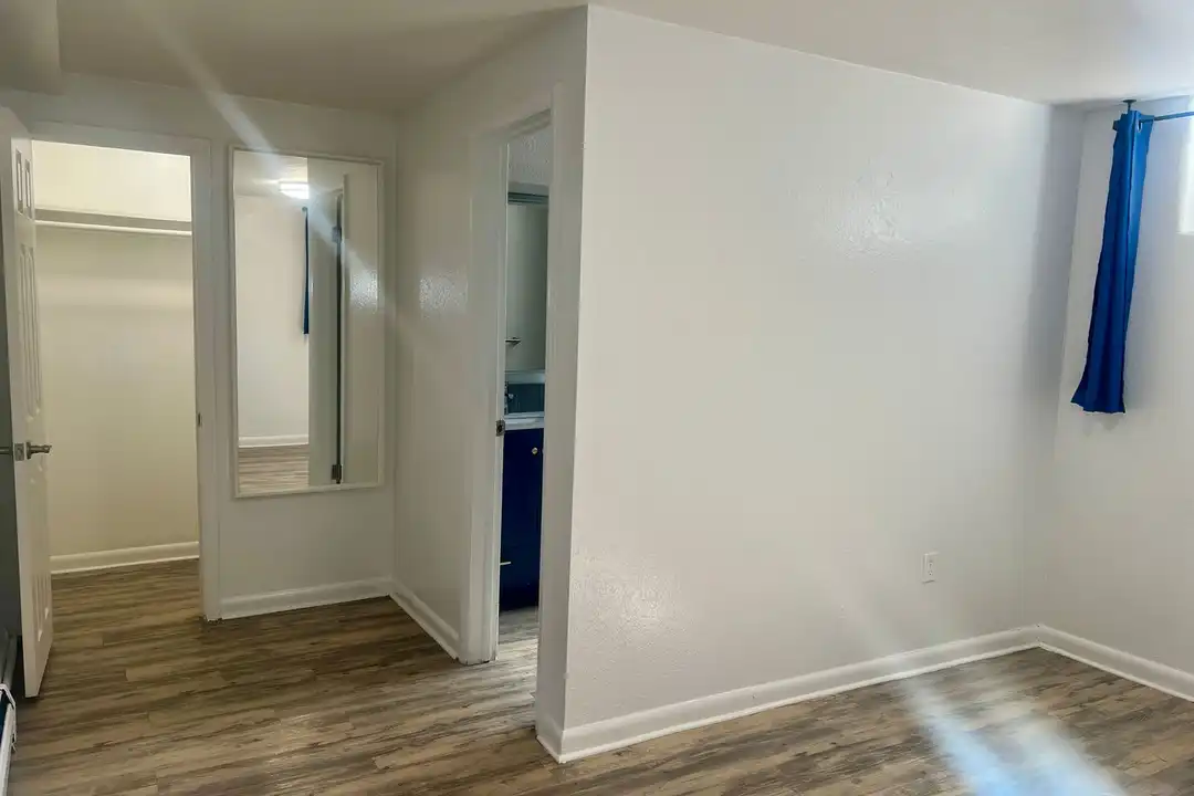 4675 Newland St unit #B - More