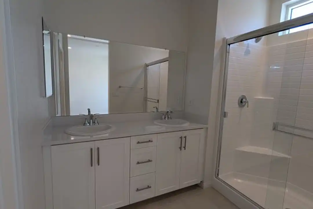 5868 Linden Ave unit 6 - View 6
