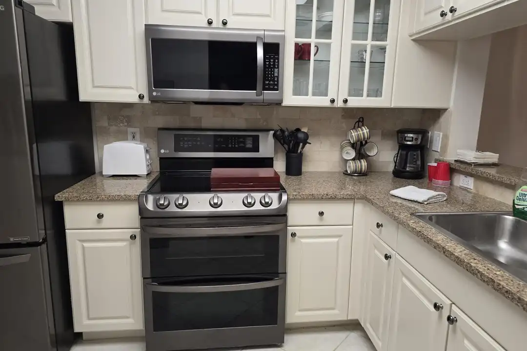 12547 Imperial Isle Dr #304 - View 2
