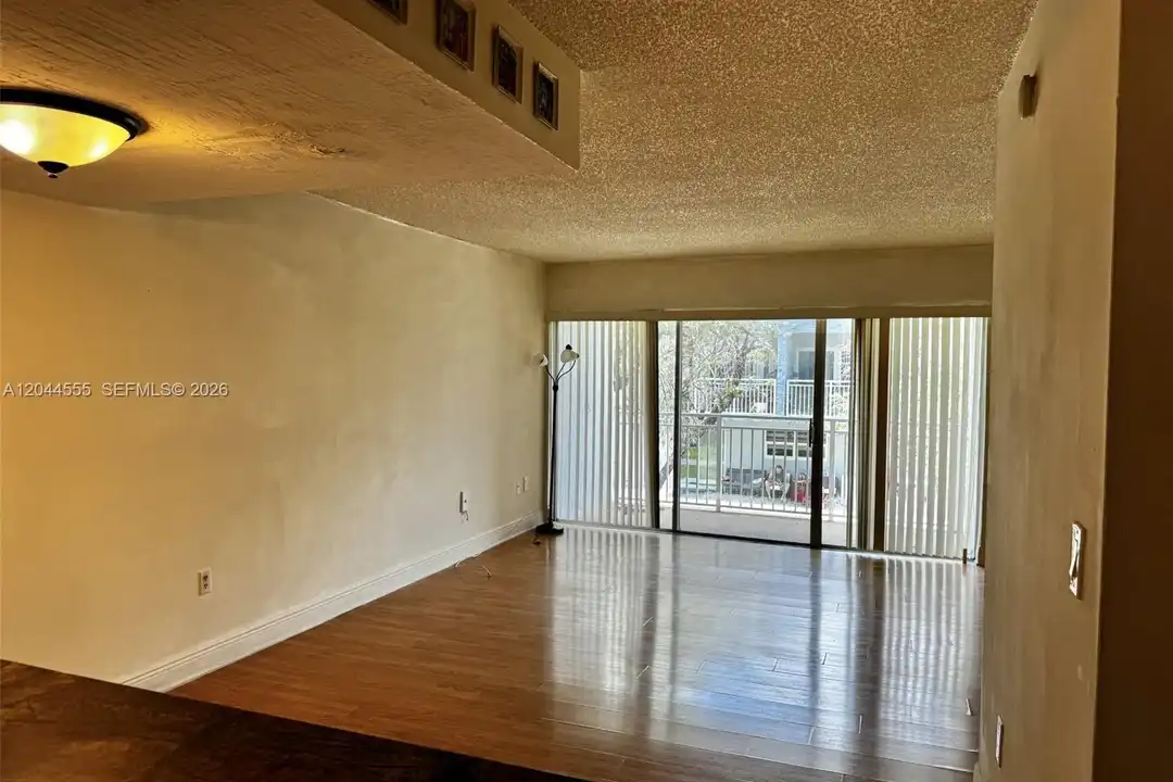 9371 Fontainebleau Blvd unit I229 - View 3