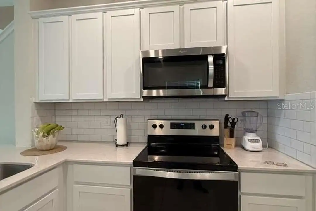 2579 Winsome Wy - View 4