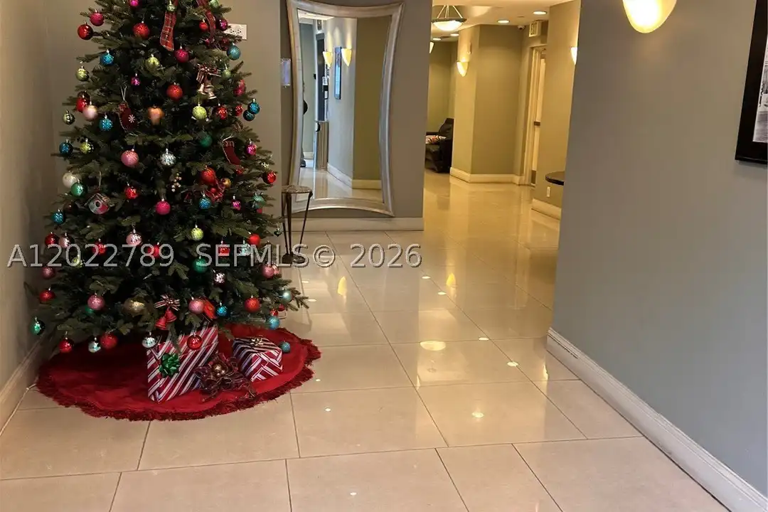 Apartment in Miami, Downtown Miami, Torch of Friendship - More