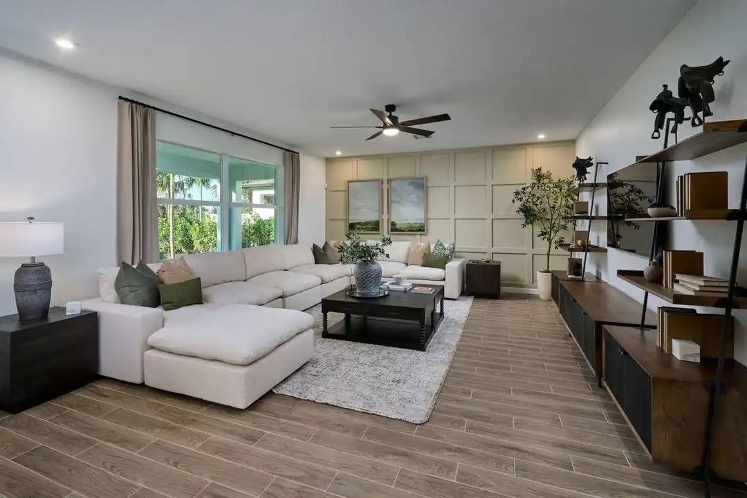 7182 Claudelle St - View 2