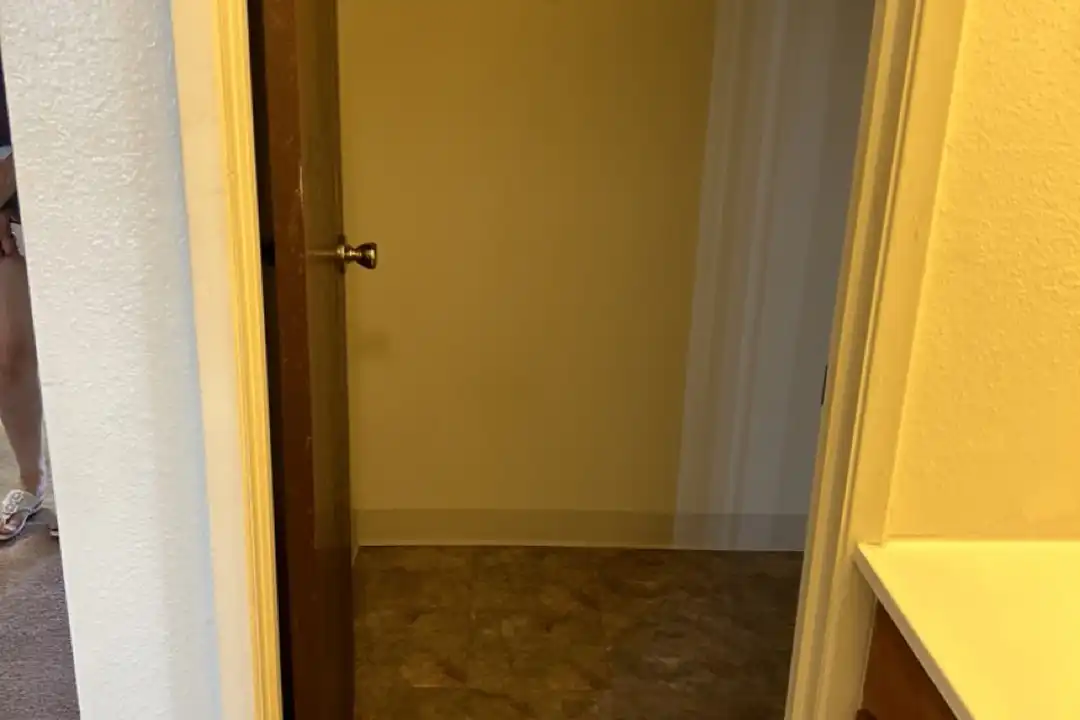 Apartment in Lodi - View 3