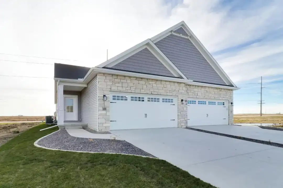 21 Stone Ml Ct unit 21 Stone Mill Ct. – photo 1