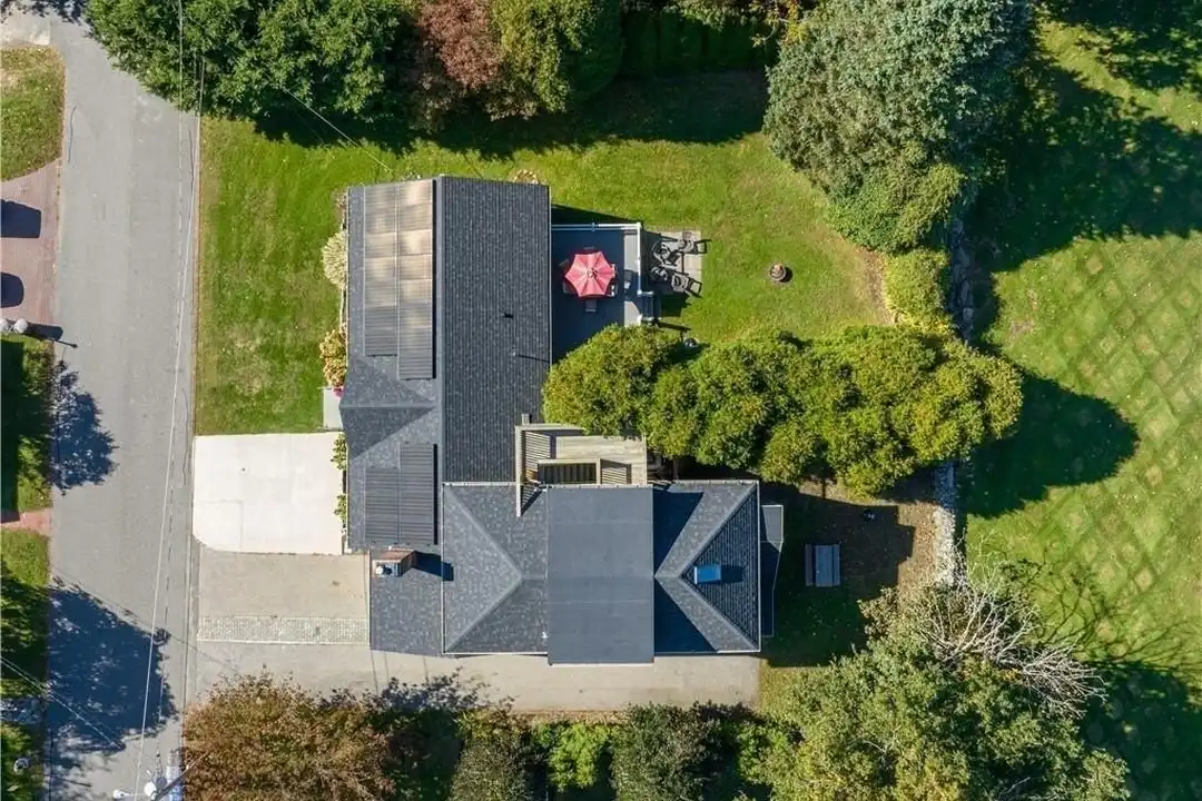 4 James St #2 - More