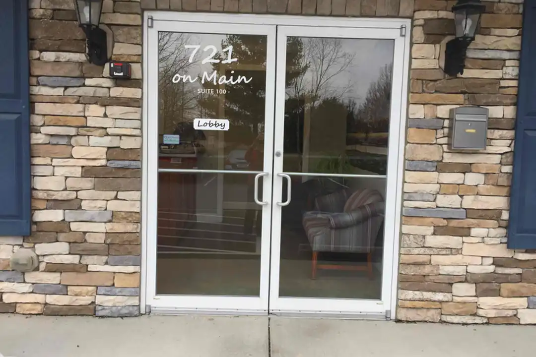 721 Main St unit 205 – photo 1 of 2