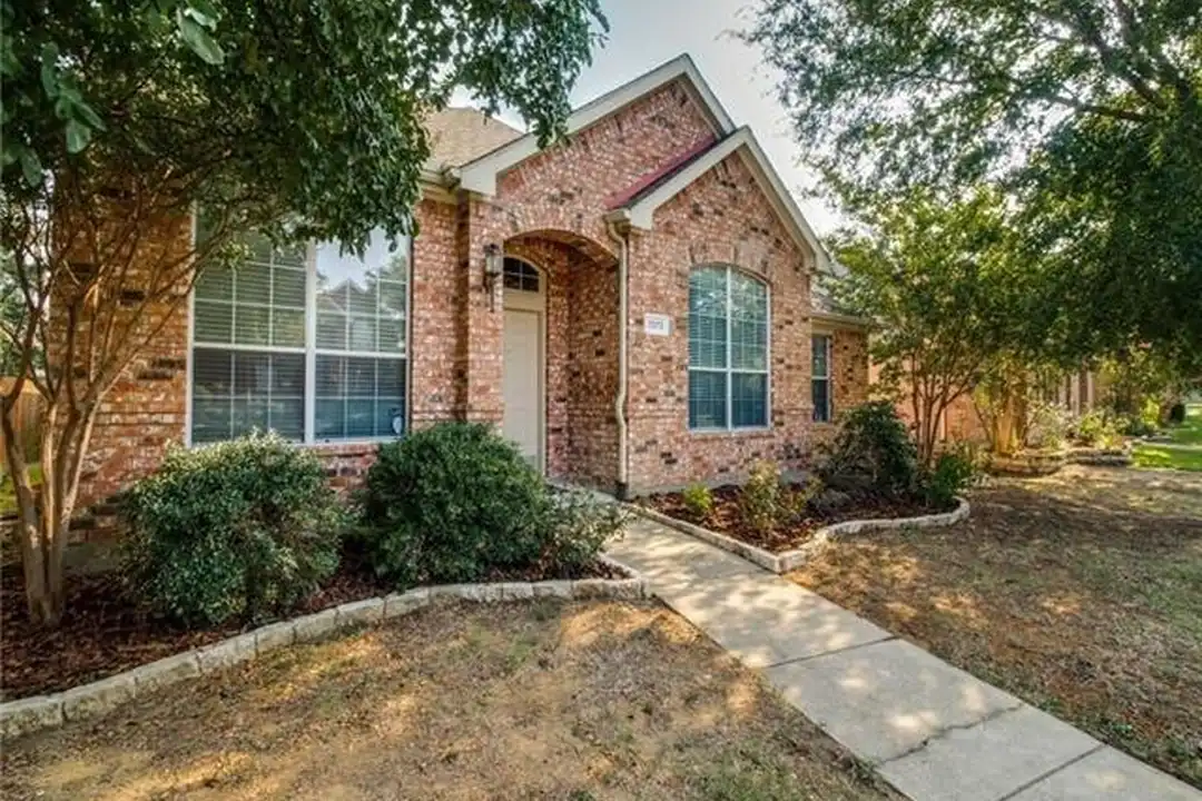 7072 Chinquapin Dr - View 2