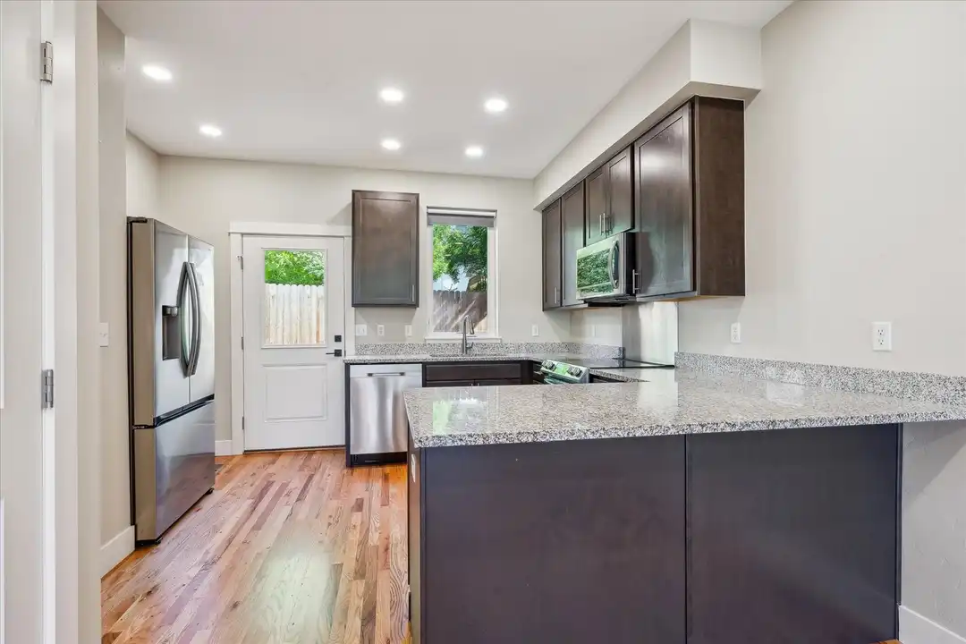 3943 W 12th Ave – pohled 5