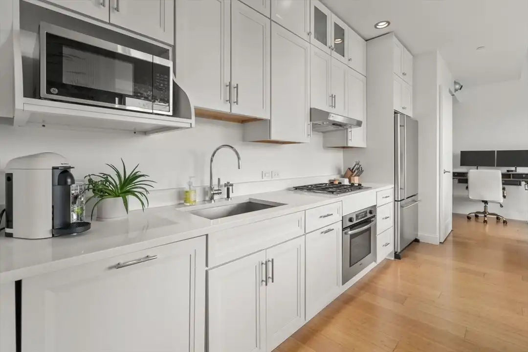 141 Dorchester Ave unit 603 – další