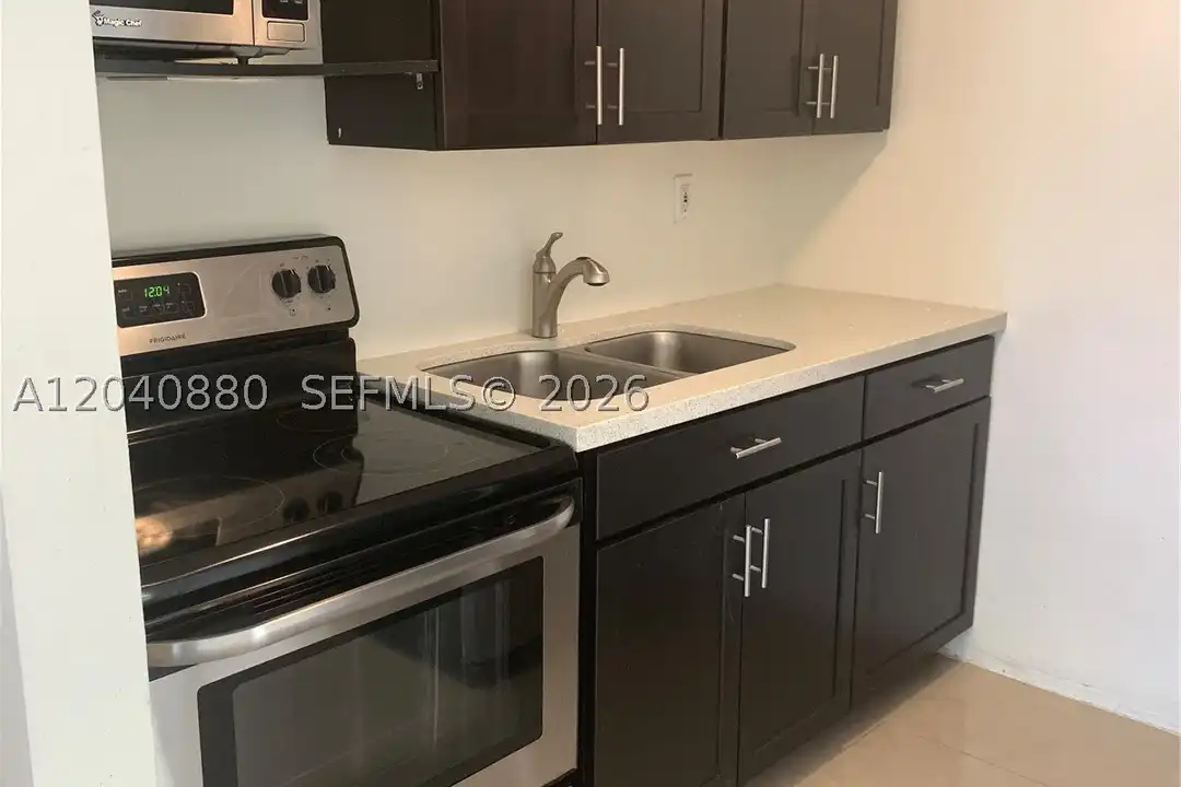 2715 Tigertail Ave #109 - View 2