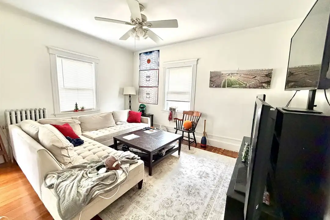 18 Winslow Rd unit 2 – pohled 5