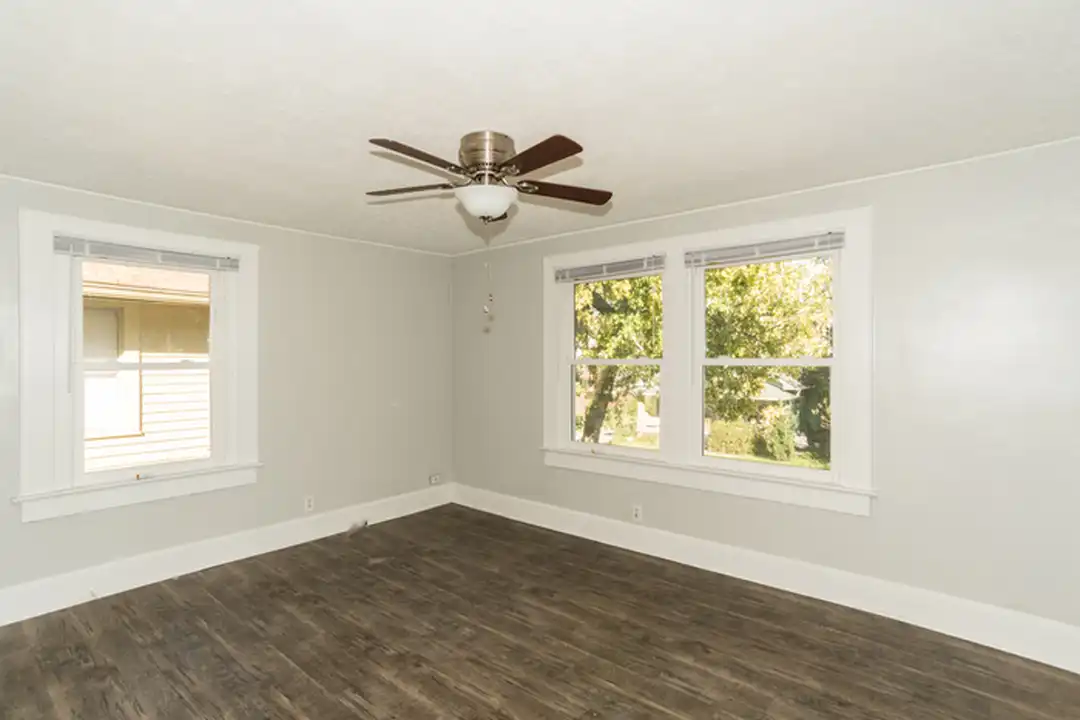 306 N Riley Ave – další