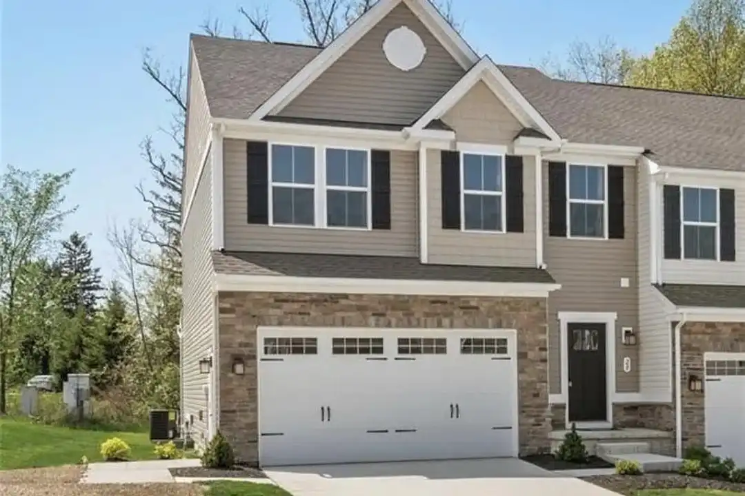 20 Pine Ave – photo 1 of 24