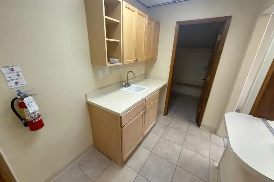 700 SE 5th Terrace - View 4