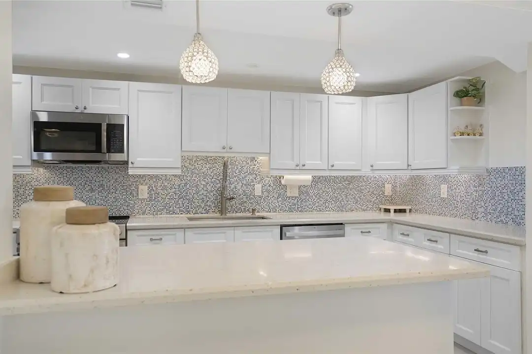 Apartment in Fort Lauderdale - View 5