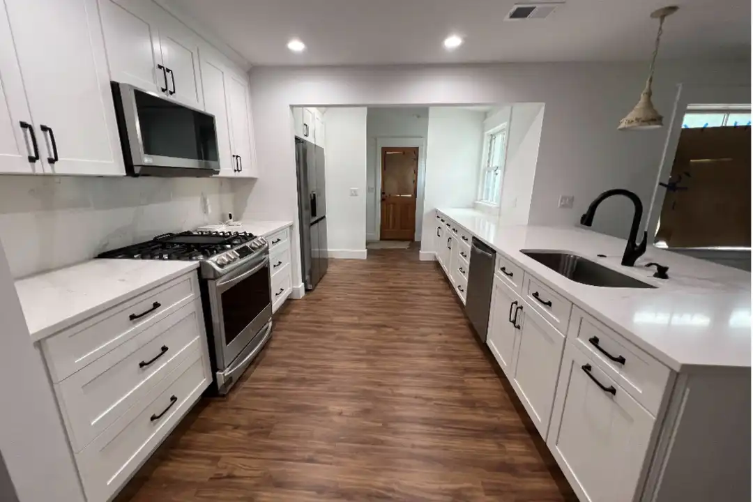 18 Ellen Ave - View 6