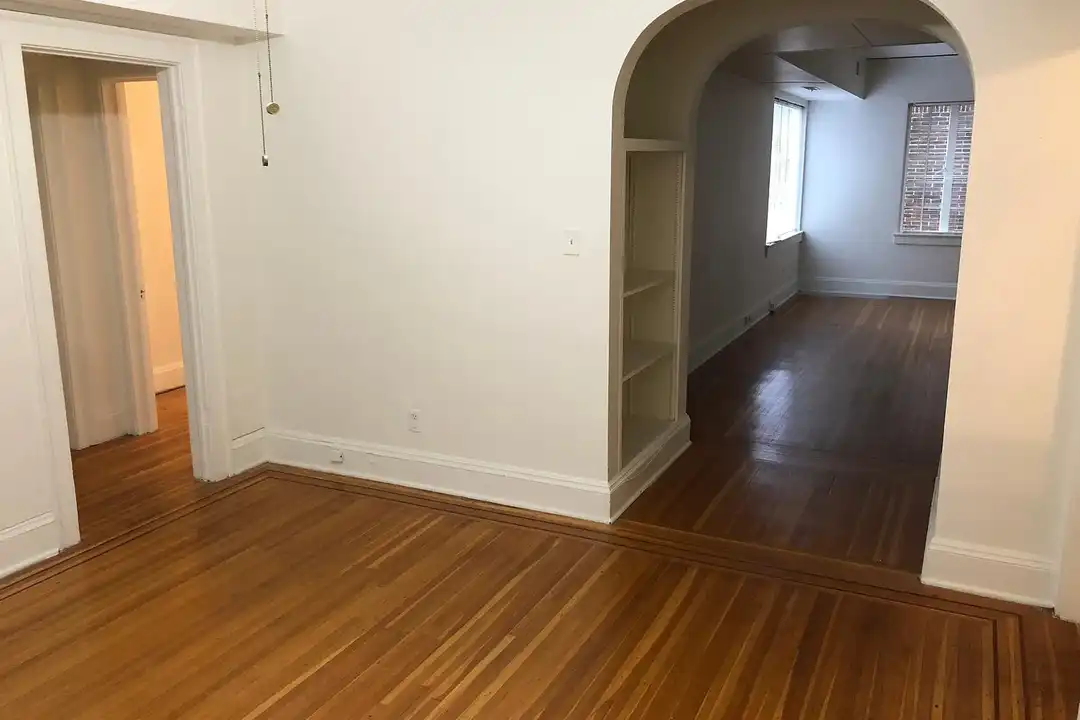 Baringer Manor – photo 1