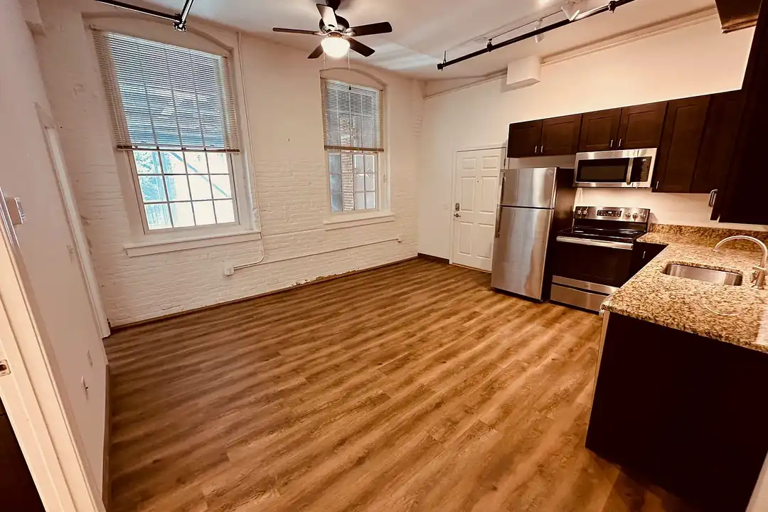 Riverside Lofts – photo 1