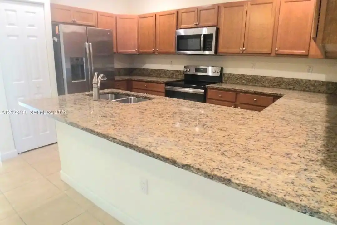 9261 W 33rd Way - View 3