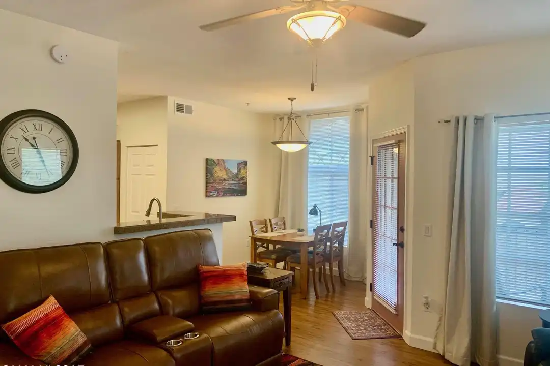 1500 E Pusch Wilderness Dr #15204 - More