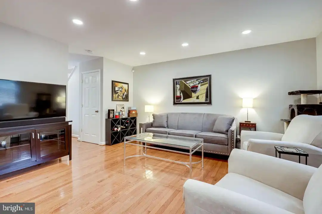 6295 Hillary Ct – photo 1