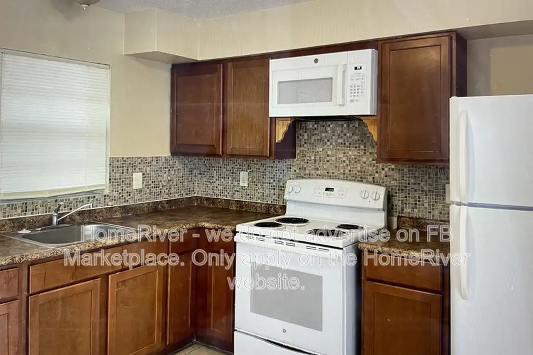 1111 Tuskegee St unit A - View 4