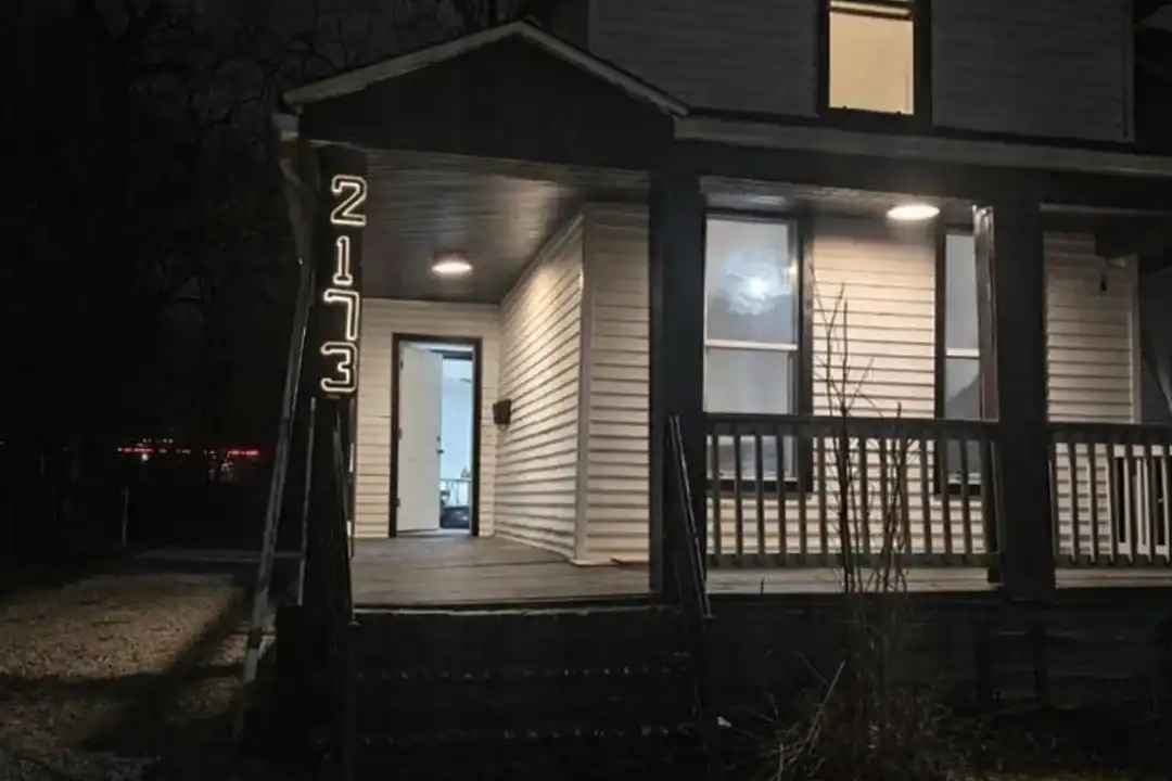 2173 E 73rd St – photo 1