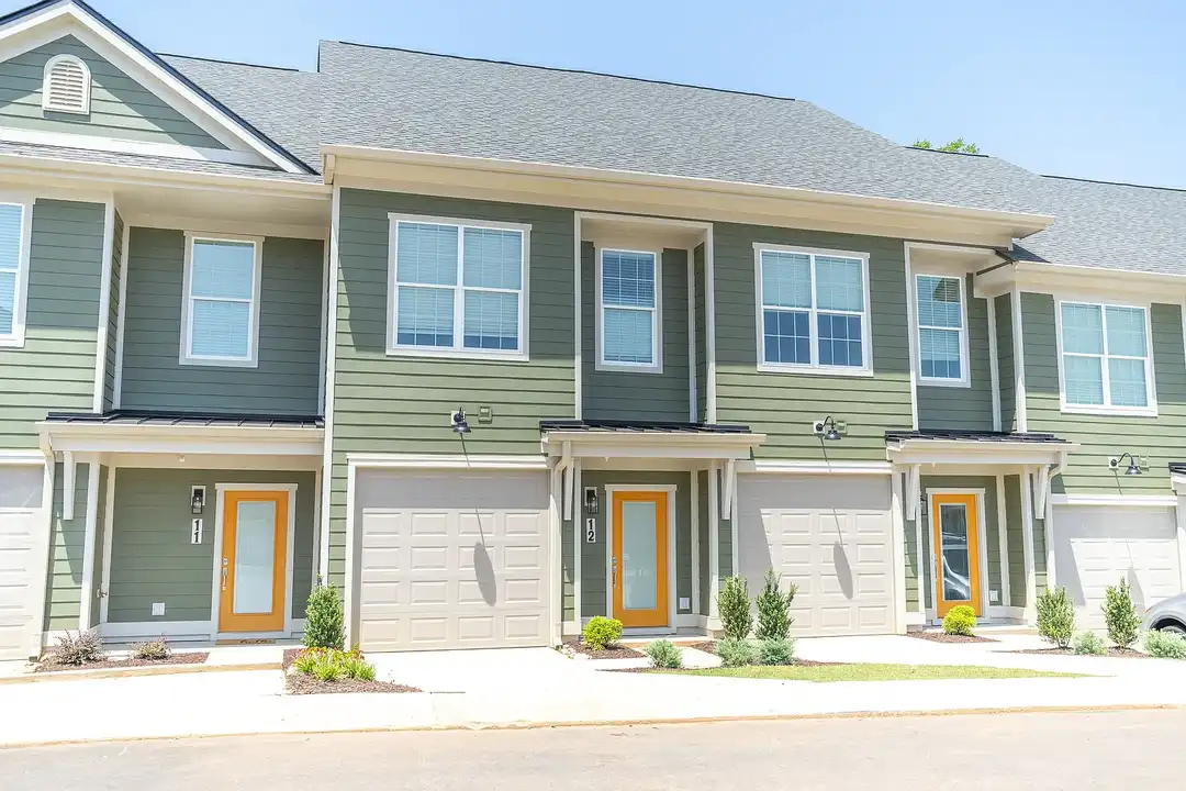 Landon Green Artisan Cottages - View 6